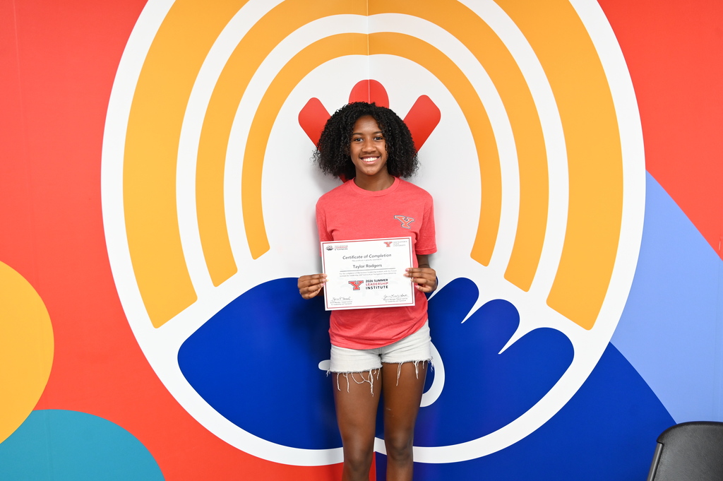 Taylor Rodgers and Lilian Boone participate in the Tressel Institute’s 2026 Summer Leadership Institute at Youngstown State University.