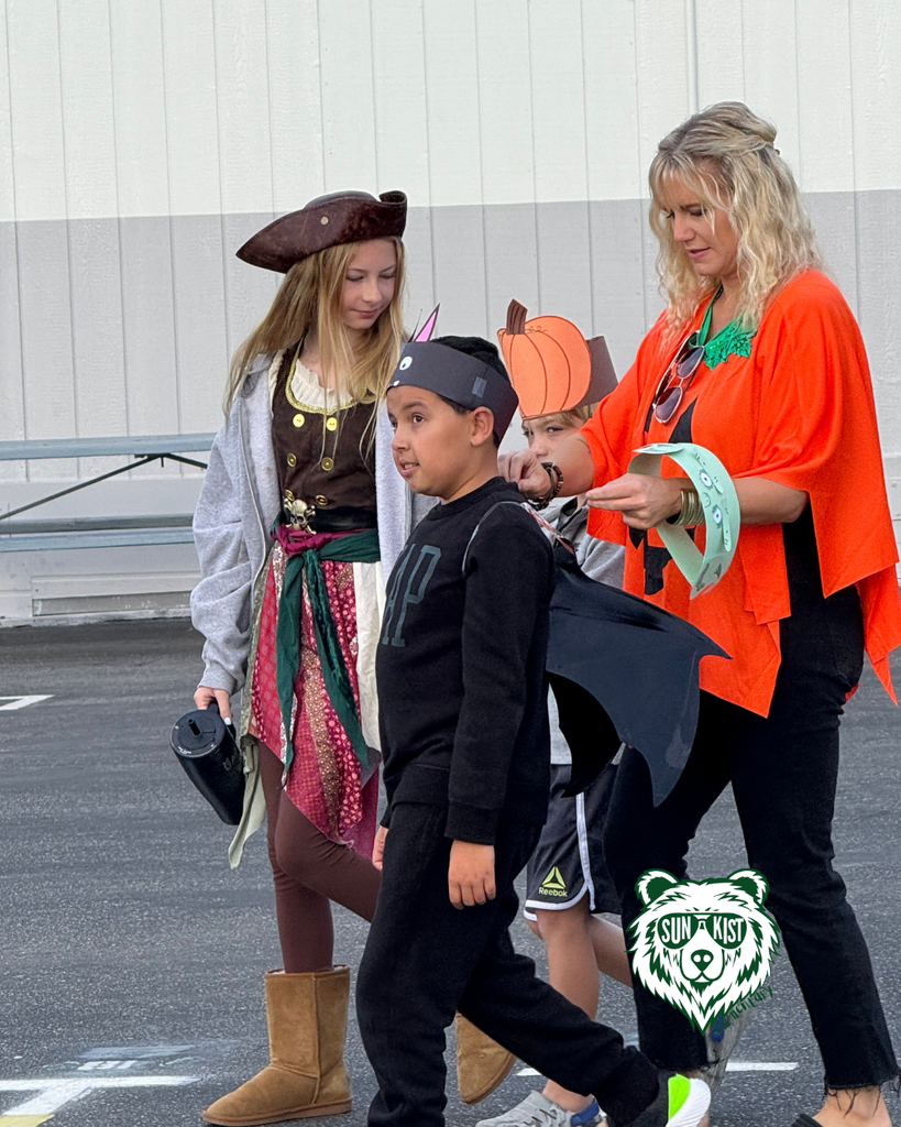 kids celebrating Halloween