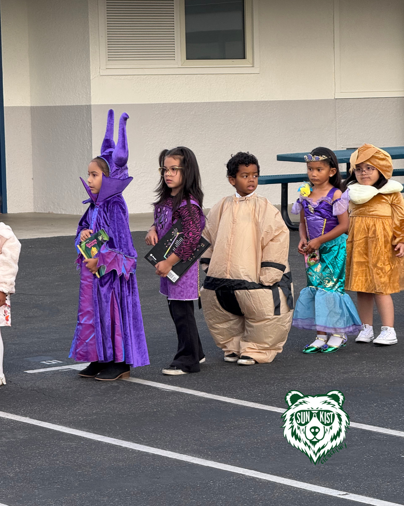 kids celebrating Halloween