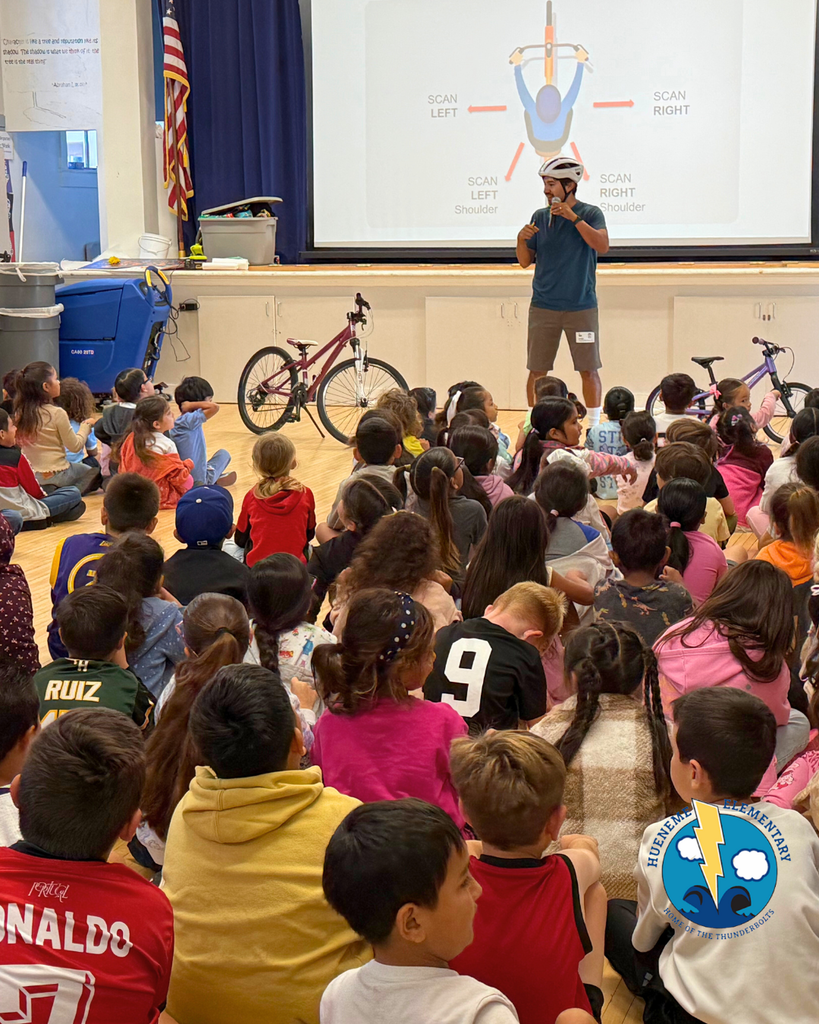 kids learning bike safety