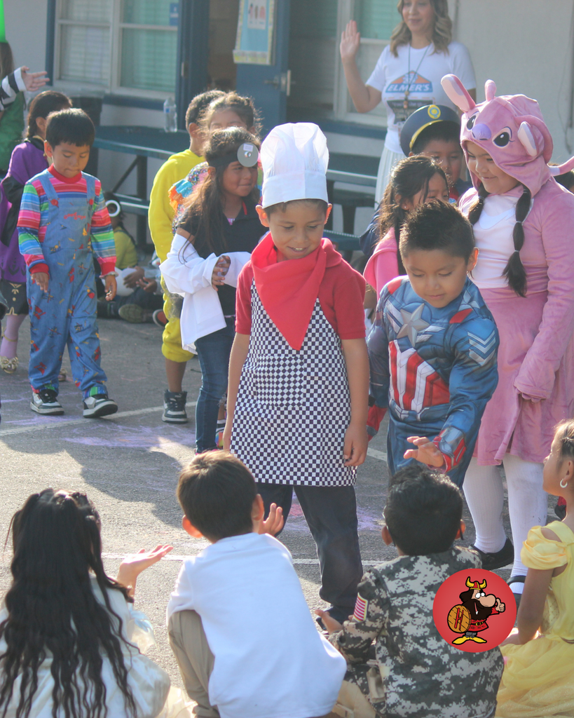 kids celebrating Halloween