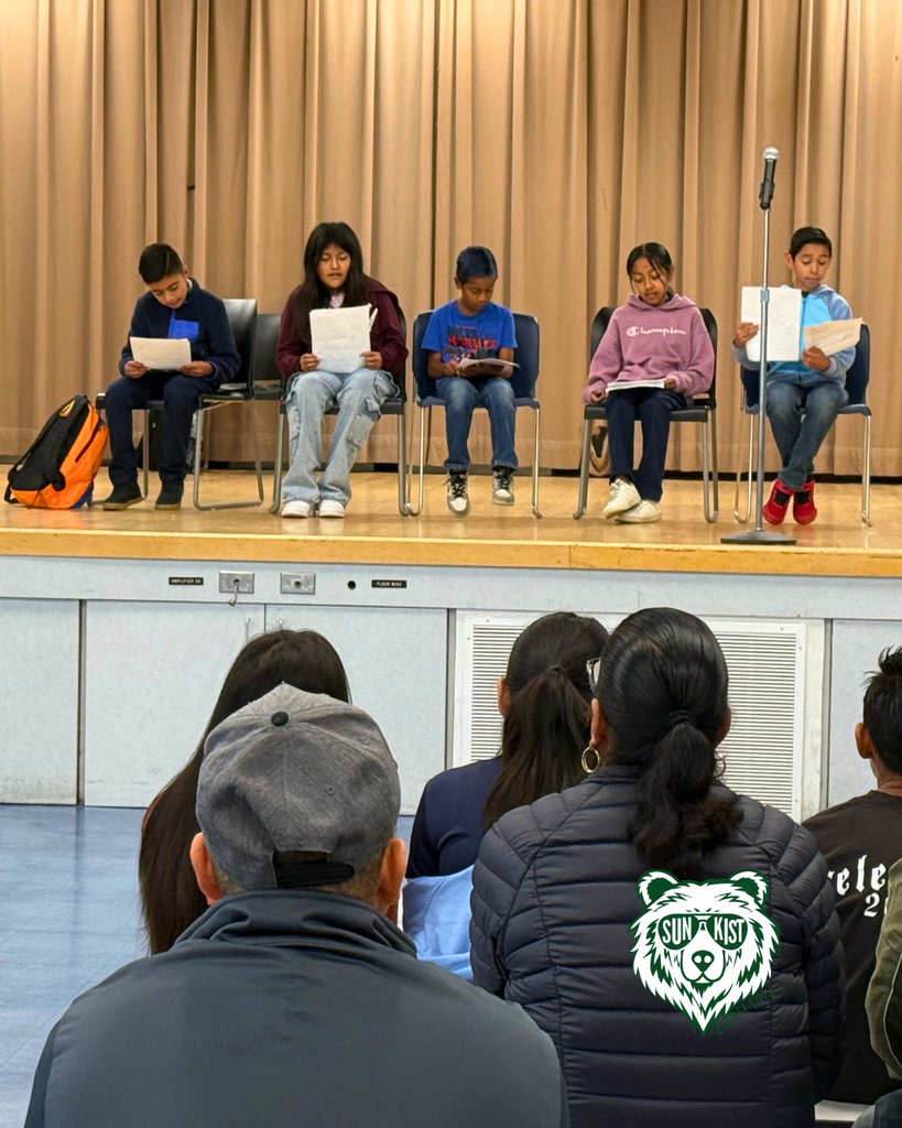 kids performing at event