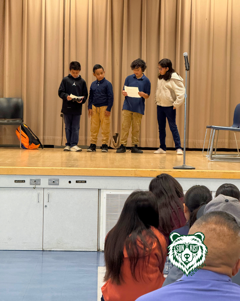 kids performing at event