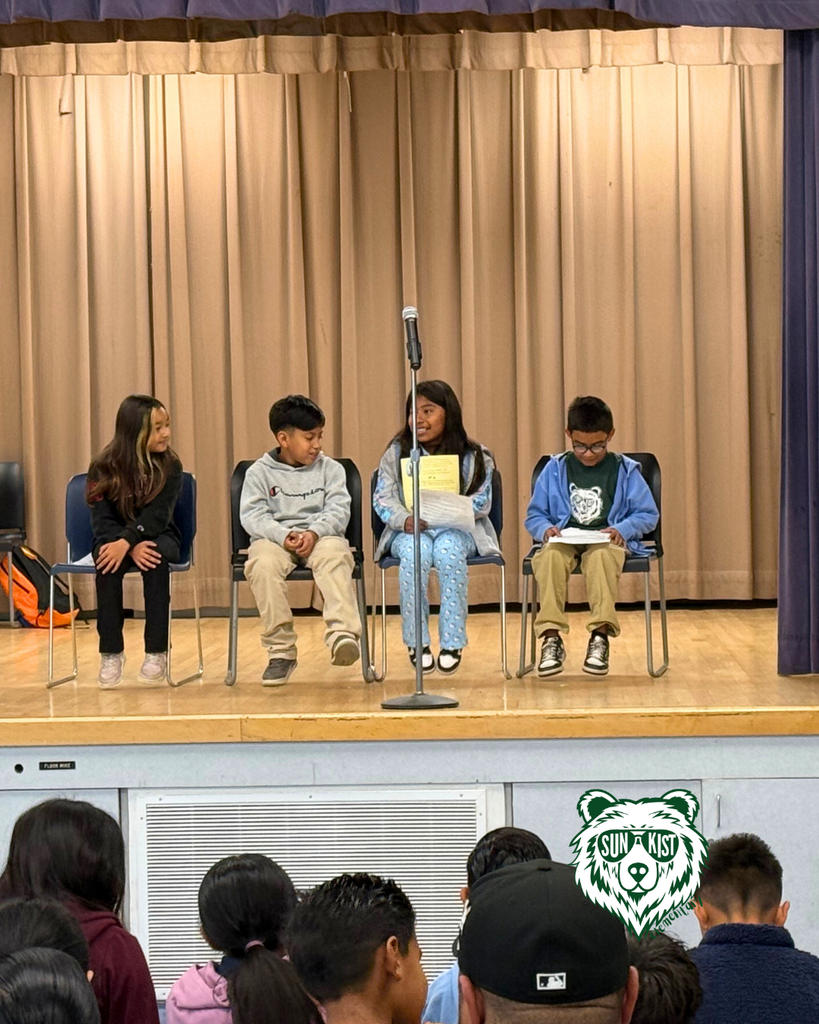 kids performing at event