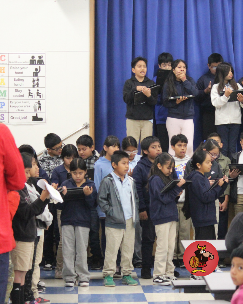 kids performing at event