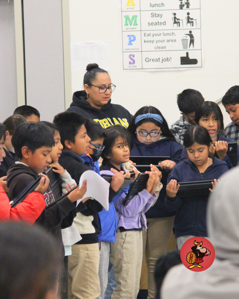 kids performing at event