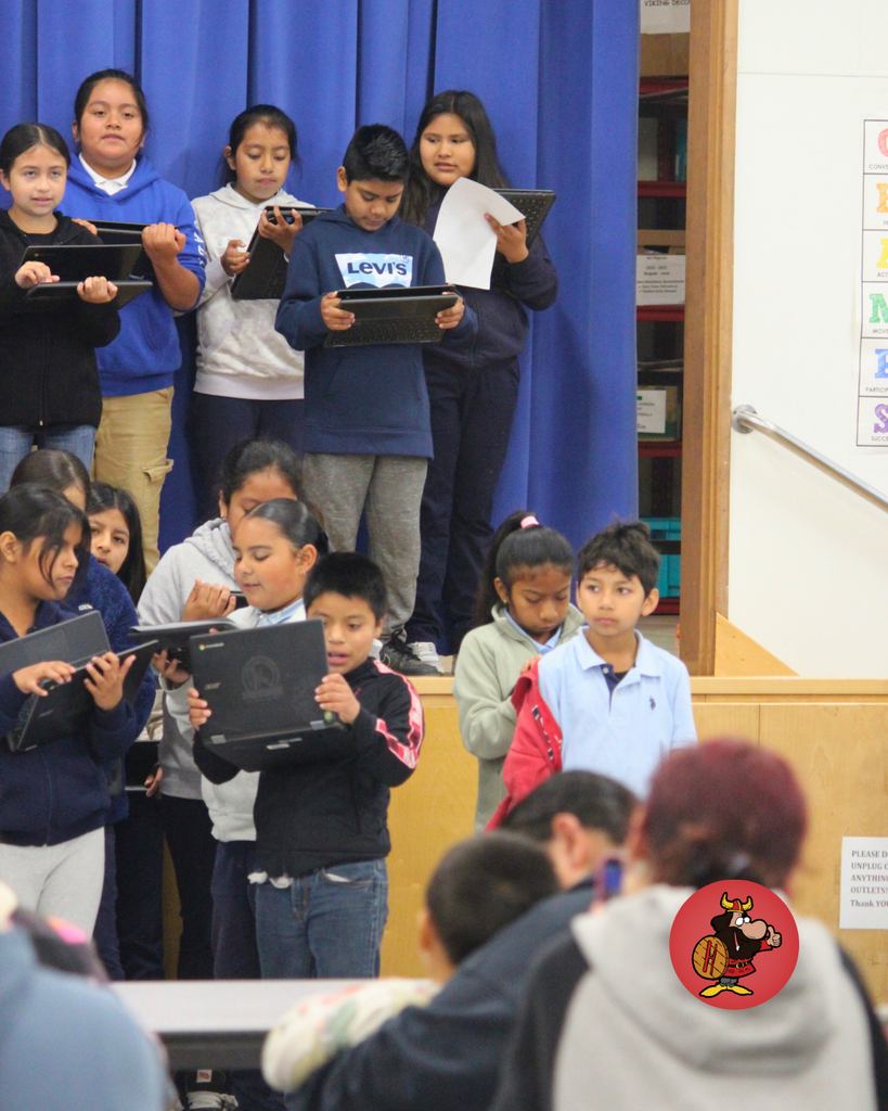 kids performing at event
