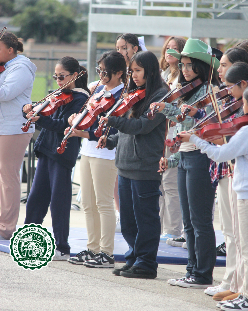 kids performing at event