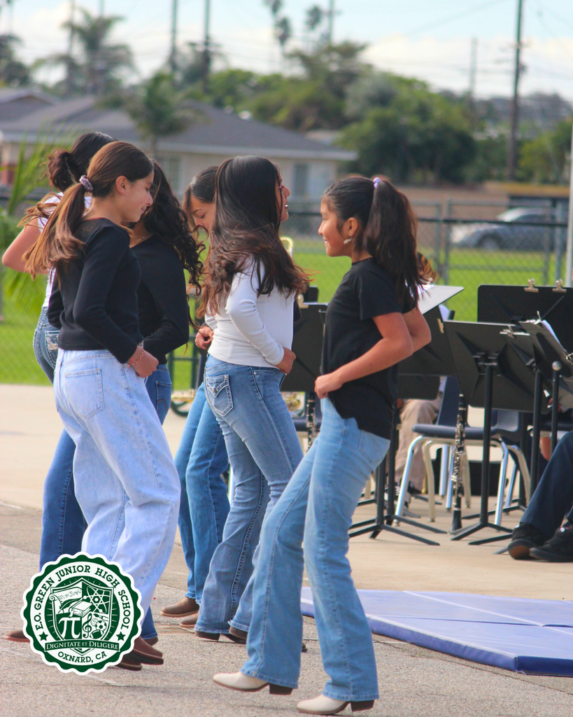 kids performing at event