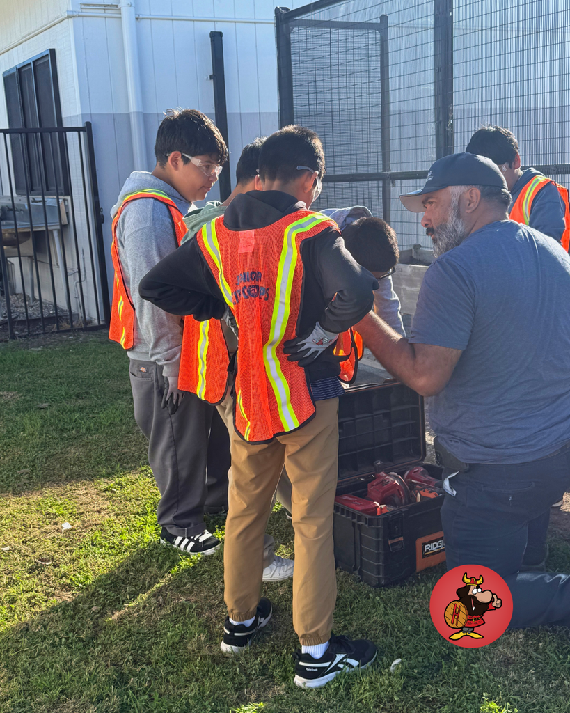 Junior City Corps, a group of 5th graders teamed up with Mr. Eddy to help restore the raised garden beds using sanders