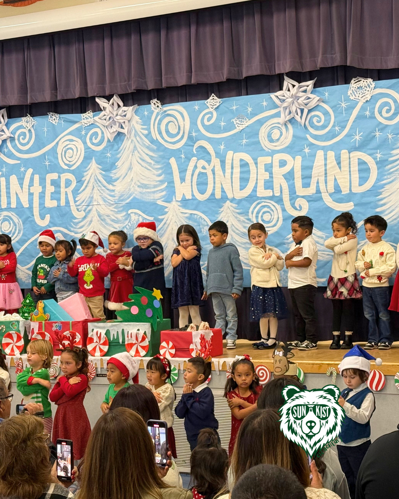 kids performing at event