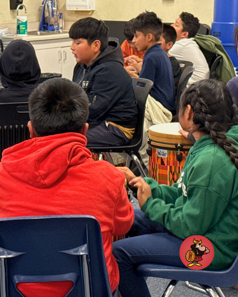 4th graders in music class