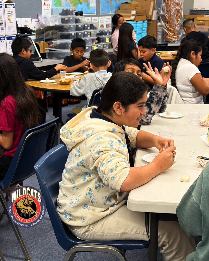 students sculpting an egg and a piece of bacon