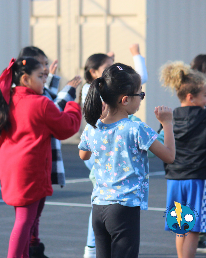 kids performing at event