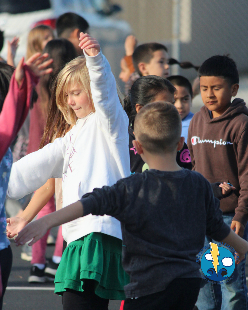 kids performing at event