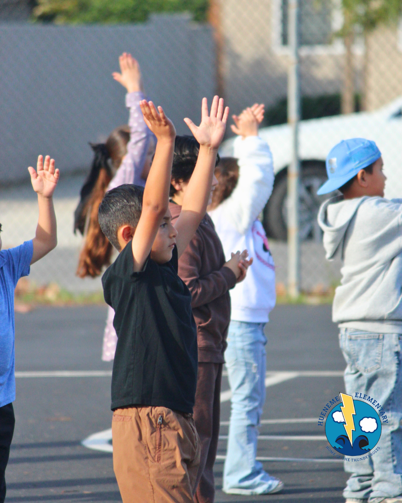 kids performing at event