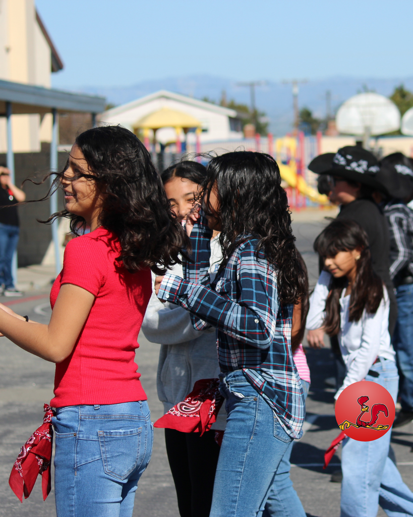 kids performing at event