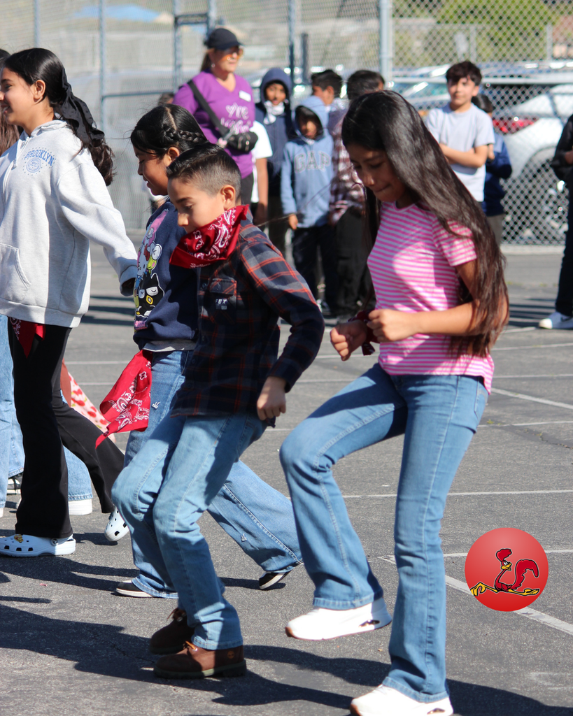 kids performing at event