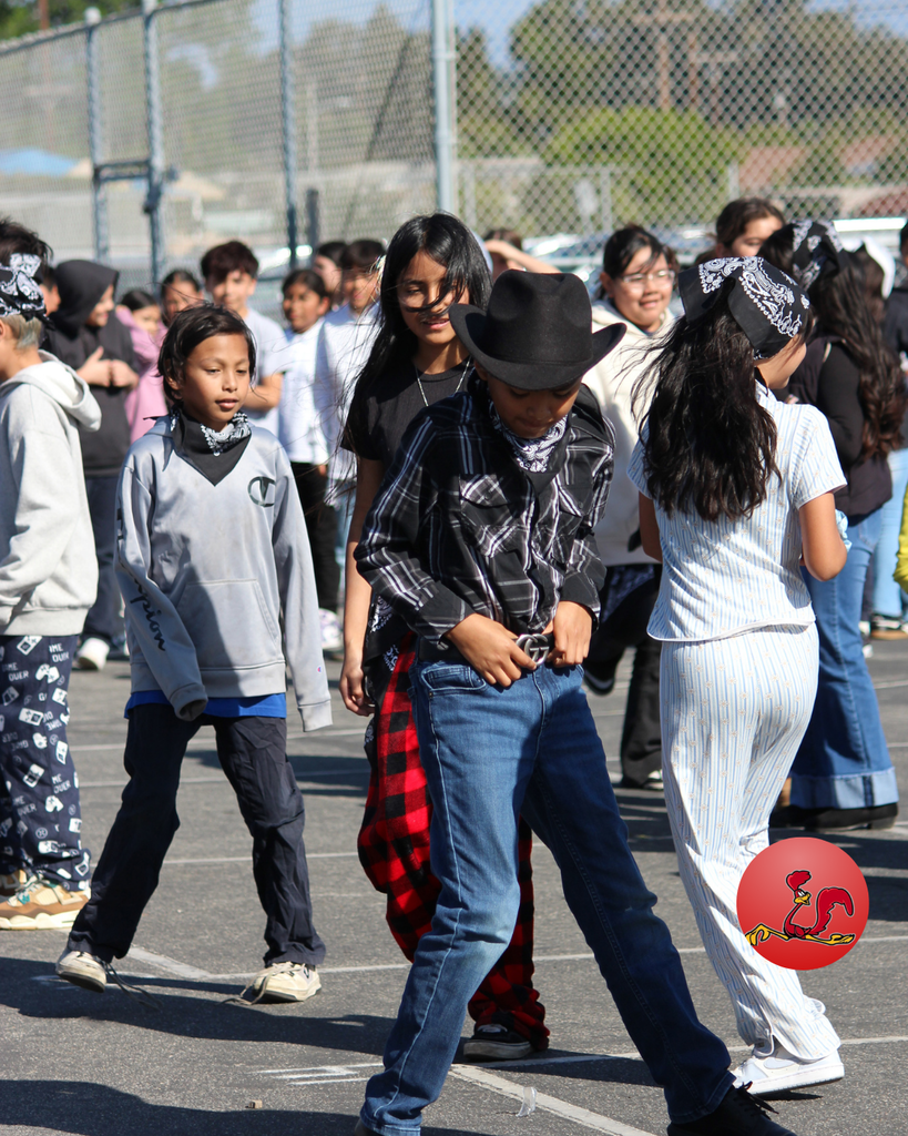 kids performing at event