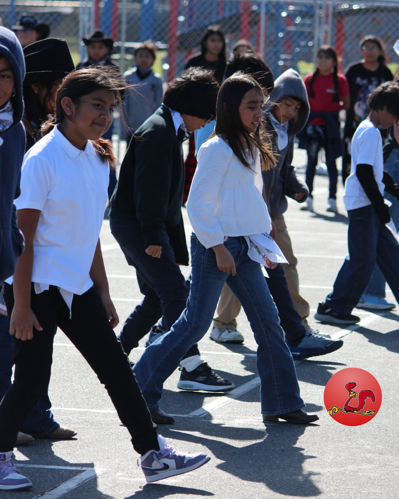 kids performing at event