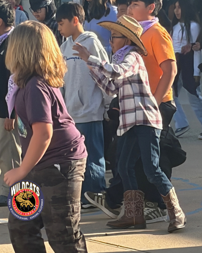 kids performing at event