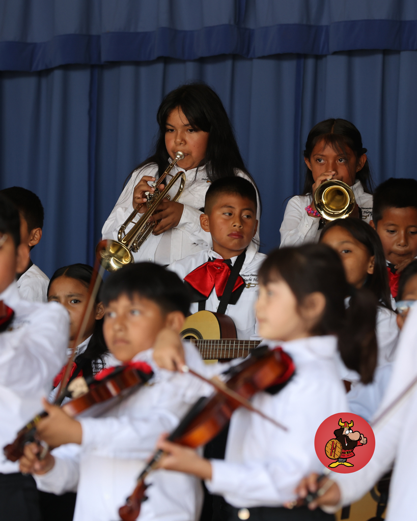 mariachi band at haycox open house