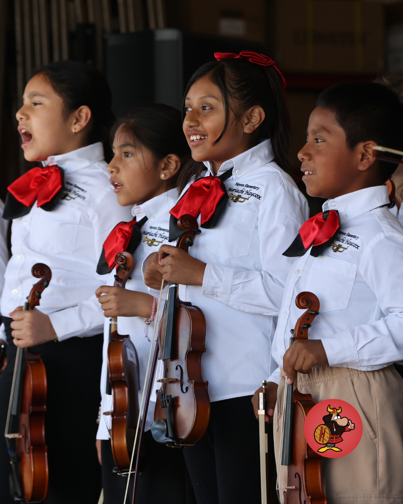 mariachi band at haycox open house