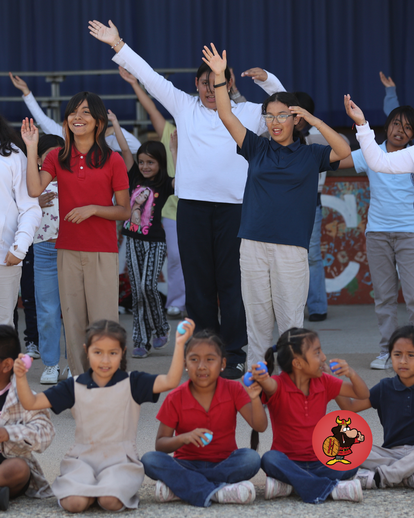 kids performing at haycox open house