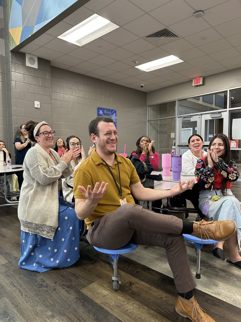 Andres Salinas is the 2025-26 Paraprofessional of the Year