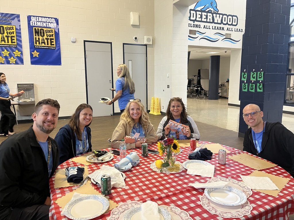 5th grade teachers at PTA luncheon.