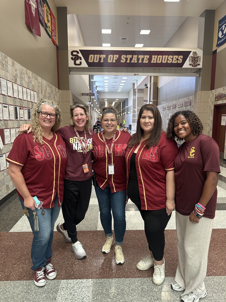 maroon out