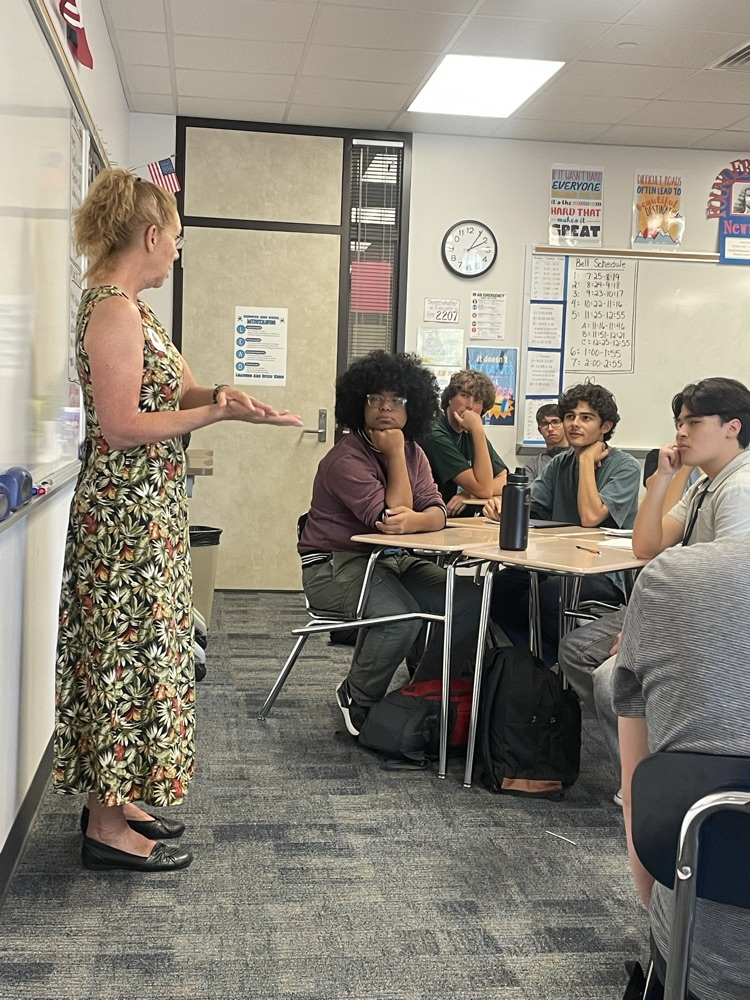 🧮🚀Mrs. Murray’s AP Calculus students enjoyed a visit with engineer and astronaut Dr. Sandra Magnus. So cool to hear how what they are learning can lead to a career that is out-of-this-🌎 amazing!