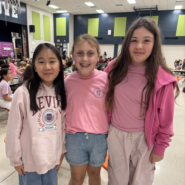 students on color day 