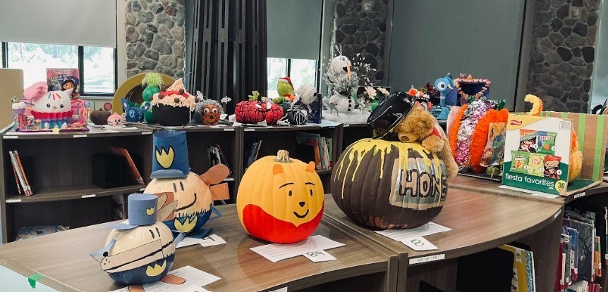 BOOK CHARACTER PUMPKIN