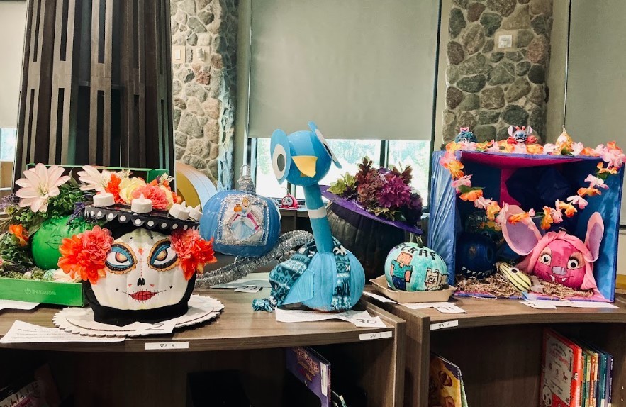 BOOK CHARACTER PUMPKIN