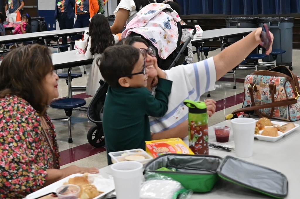 Day 1 Thanksgiving Feast