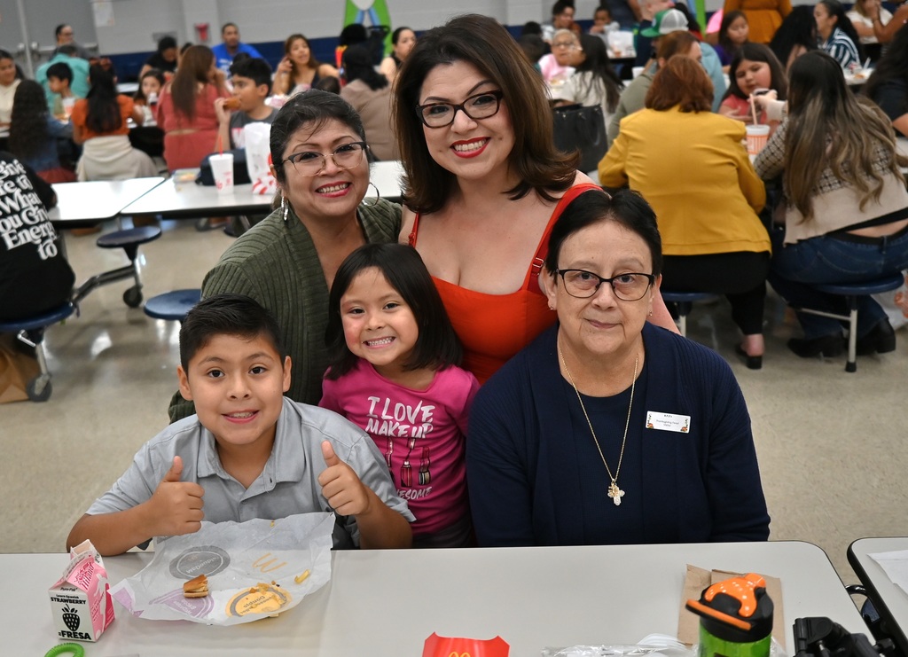 Day 1 Thanksgiving Feast