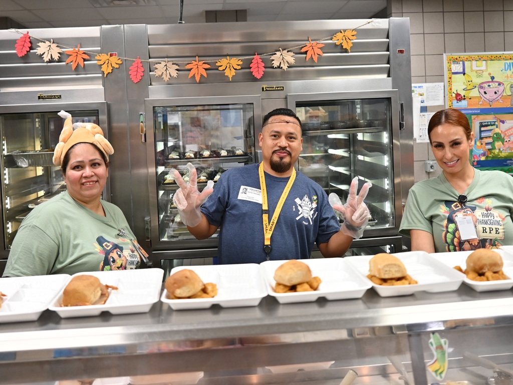 Day 1 Thanksgiving Feast