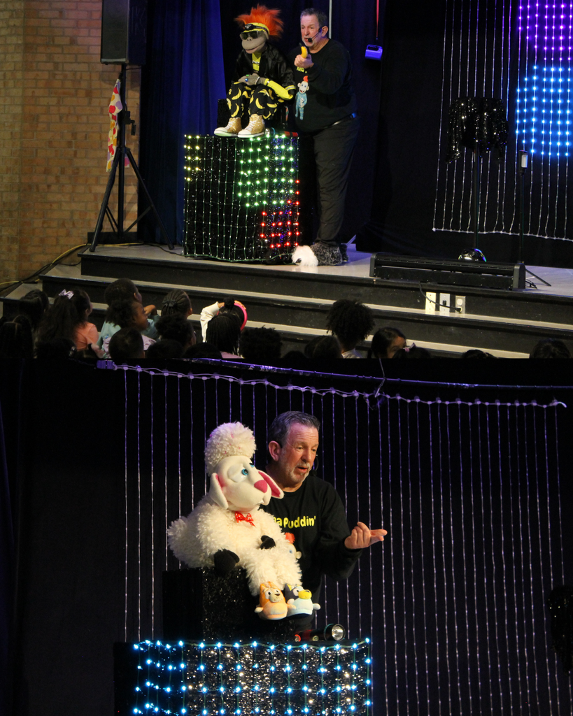 Nana puddin show at the ECC