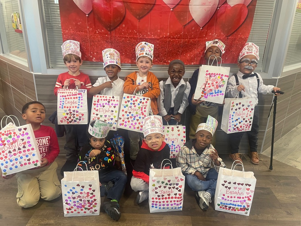 Kinders celebrated the 100th day