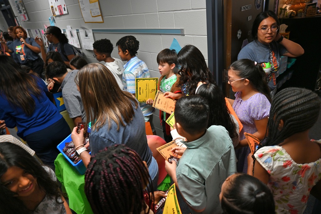 Meets and Masters Students