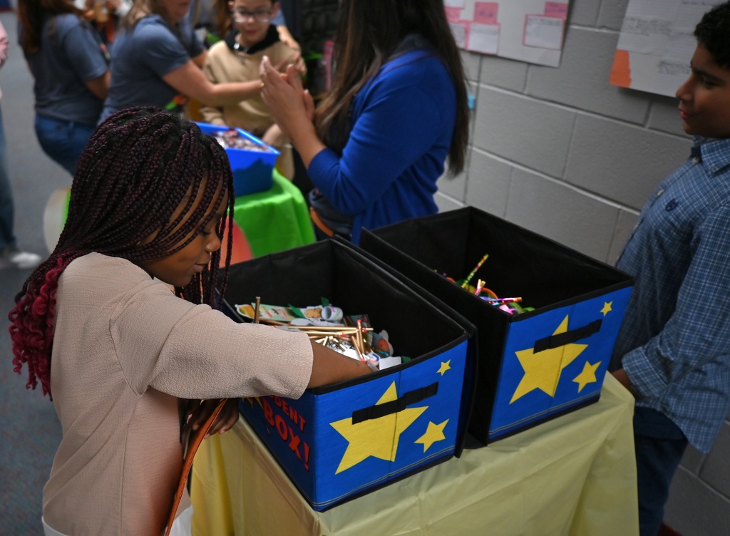 Meets and Masters Students