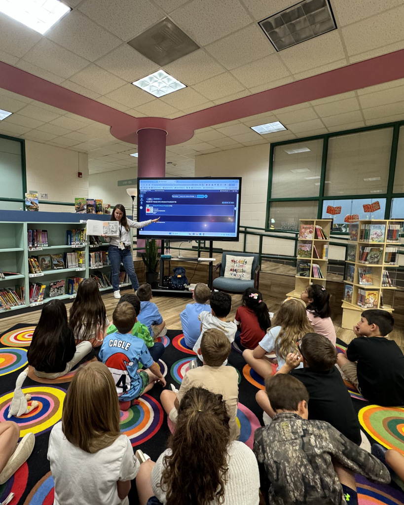 librarian with students