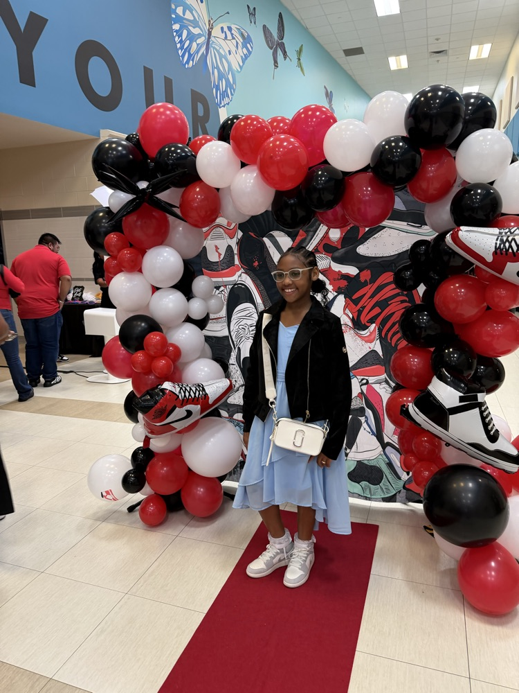 Sneaker Ball