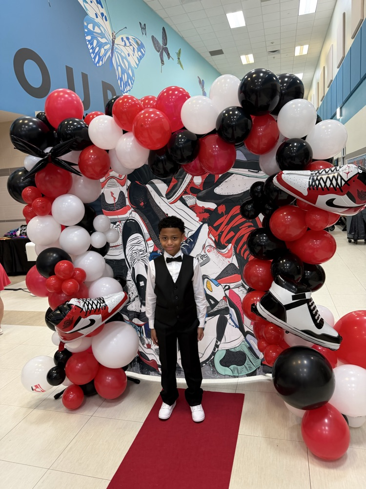 Sneaker Ball