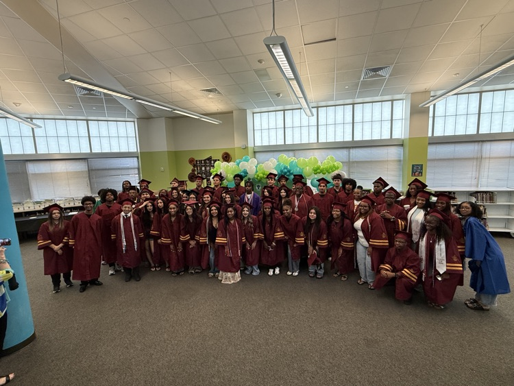 SENIORS 2026