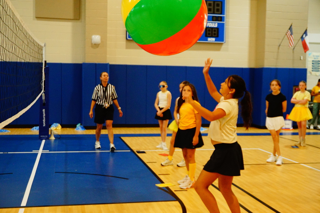 5th Grade vs. Staff Volleyball Game