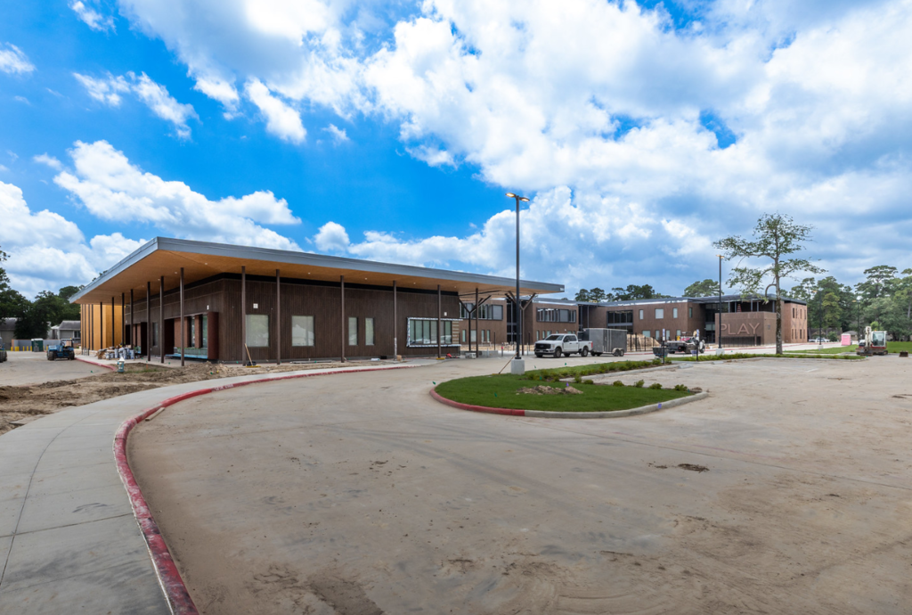 Foster ES Exterior