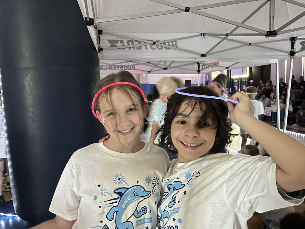 DWE Boosterthon Glow Run