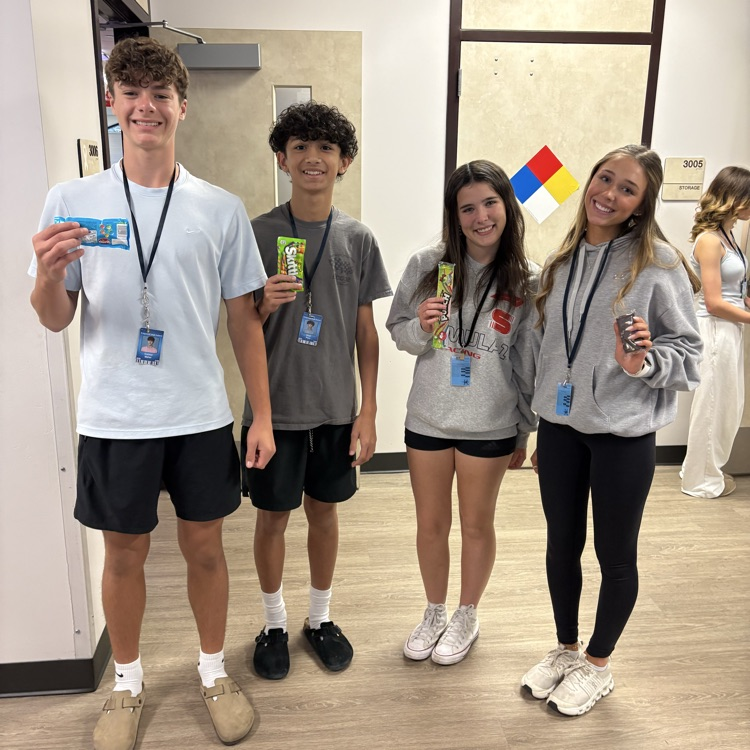 Kingwood students with treats